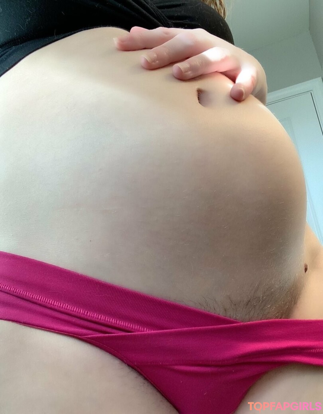 Foto desnuda filtrada de OnlyFans de Hotmomevie #67 Foto desnuda filtrada de OnlyFans de Hotmomevie #67