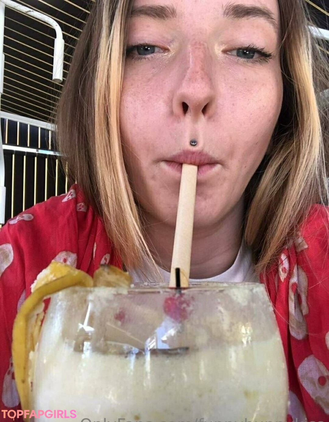 Foto desnuda filtrada de OnlyFans de Funnybunnykiss #115 Foto desnuda filtrada de OnlyFans de Funnybunnykiss #115