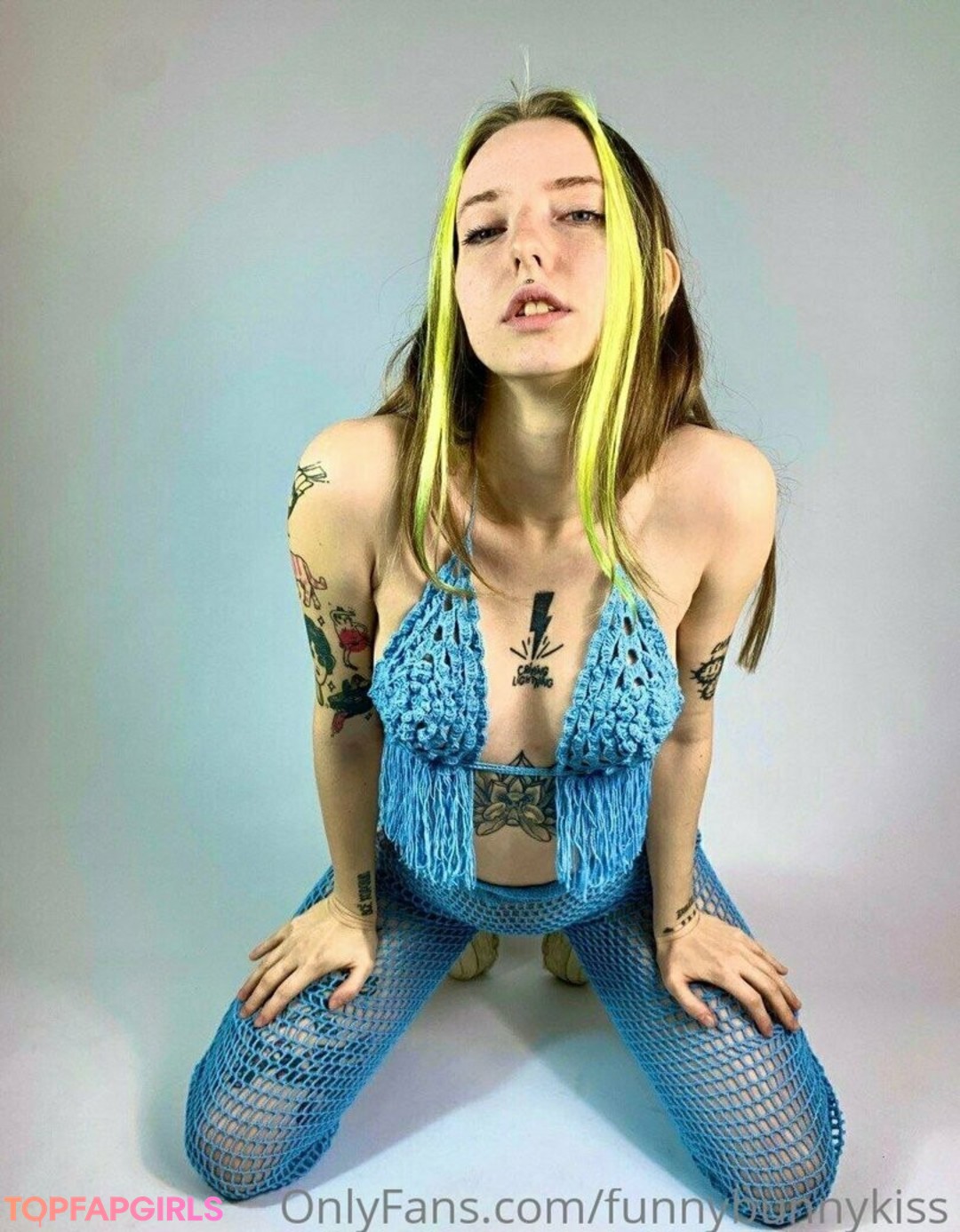 Foto desnuda filtrada de OnlyFans de Funnybunnykiss #45 Foto desnuda filtrada de OnlyFans de Funnybunnykiss #45
