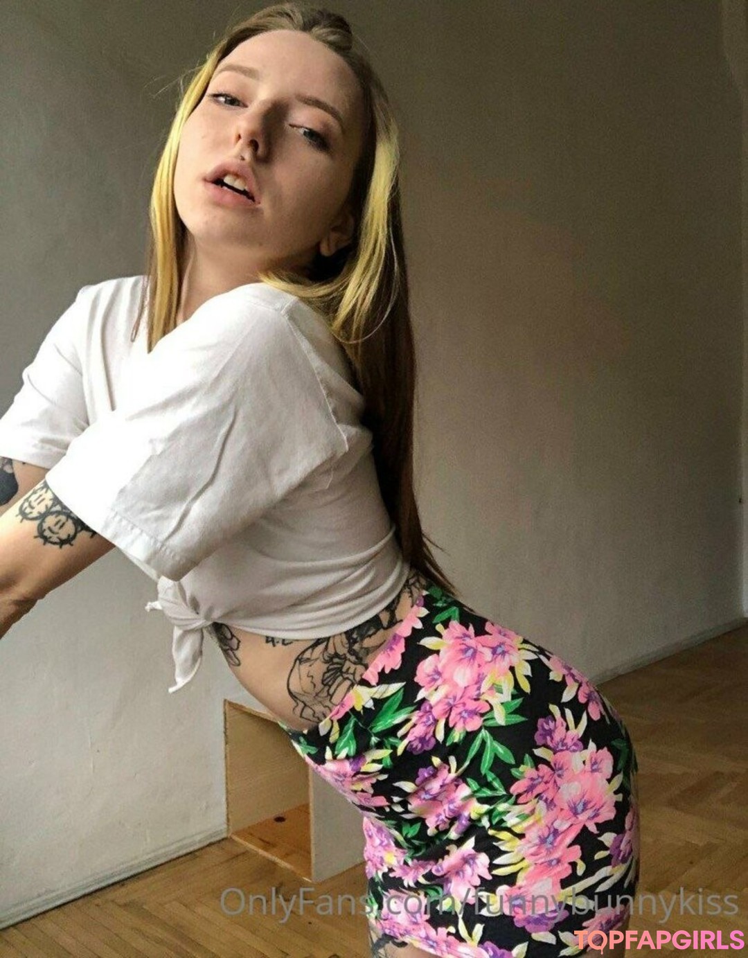 Foto desnuda filtrada de OnlyFans de Funnybunnykiss #56 Foto desnuda filtrada de OnlyFans de Funnybunnykiss #56
