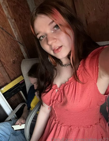 Altpup22
