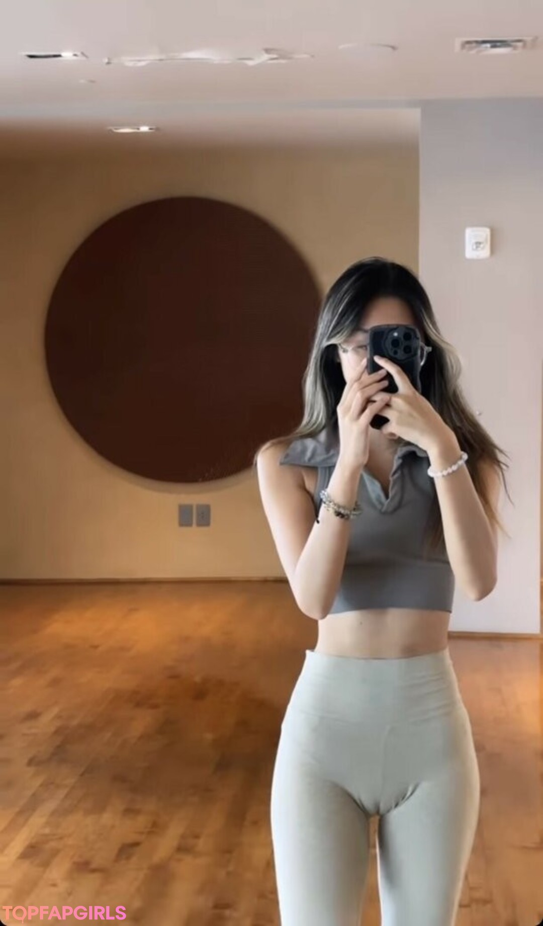 Foto desnuda filtrada de OnlyFans de Cornelia Daiyinchi #1 Foto desnuda filtrada de OnlyFans de Cornelia Daiyinchi #1