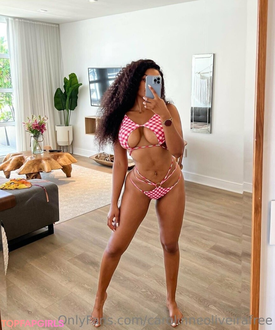 Foto desnuda filtrada de OnlyFans de Carolinneoliveirafree #1 Foto desnuda filtrada de OnlyFans de Carolinneoliveirafree #1