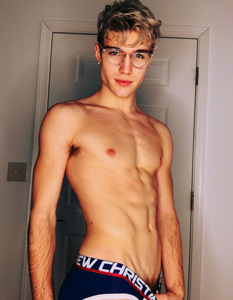 Hazelhoffman Foto desnuda filtrada de OnlyFans de Hazelhoffman #1