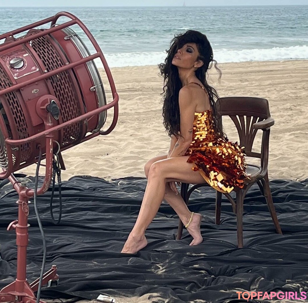 Foto desnuda filtrada de OnlyFans de Sarah Shahi #169 Foto desnuda filtrada de OnlyFans de Sarah Shahi #169
