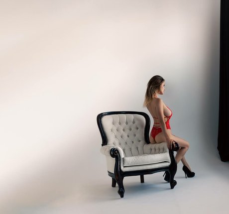 Foto desnuda filtrada de OnlyFans de Knopavika