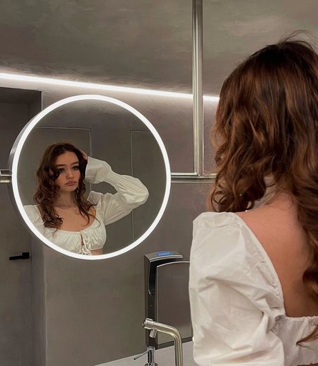Foto desnuda filtrada de OnlyFans de Lyutayaira