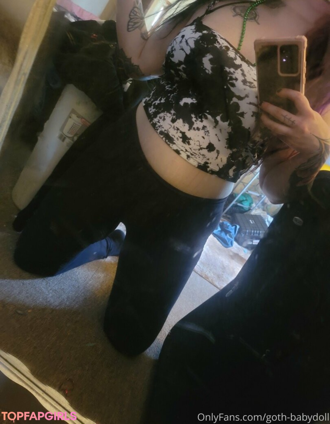 Foto desnuda filtrada de OnlyFans de Ashleysinnn #33 Foto desnuda filtrada de OnlyFans de Ashleysinnn #33