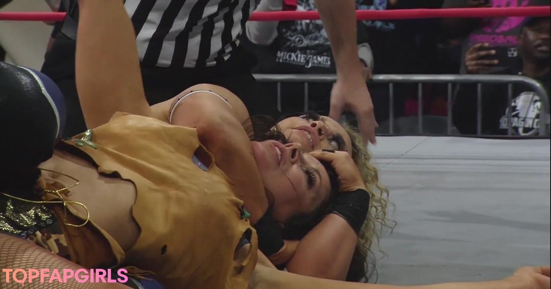 Foto desnuda filtrada de OnlyFans de Mickie James #535 Foto desnuda filtrada de OnlyFans de Mickie James #535