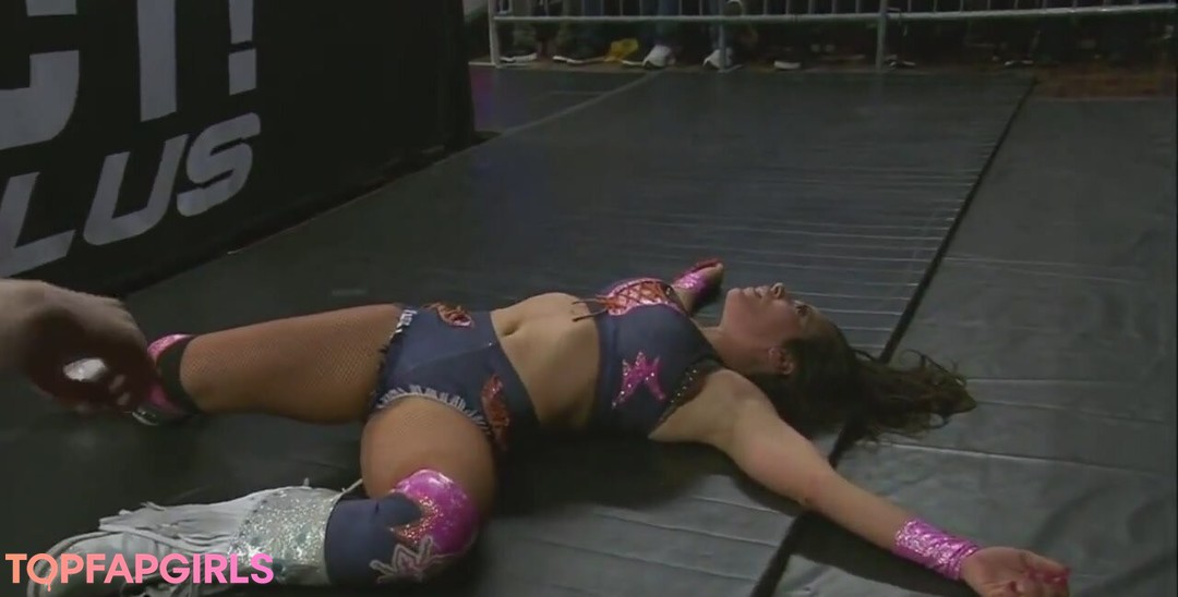 Foto desnuda filtrada de OnlyFans de Mickie James #635 Foto desnuda filtrada de OnlyFans de Mickie James #635