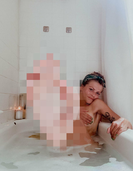 Foto desnuda filtrada de OnlyFans de Alyssagreen