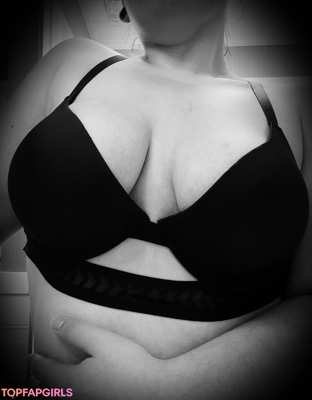 Foto desnuda filtrada de OnlyFans de Thiccmama13z #57 Foto desnuda filtrada de OnlyFans de Thiccmama13z #57