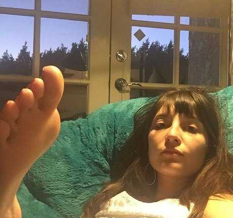 Allison Raskin