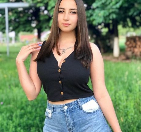 Foto desnuda filtrada de OnlyFans de Tegzzavalerika