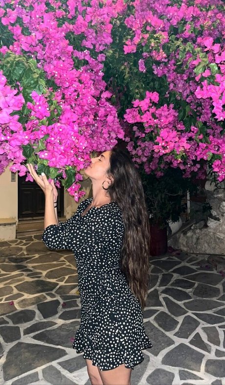 Foto desnuda filtrada de OnlyFans de Ophelie Bau