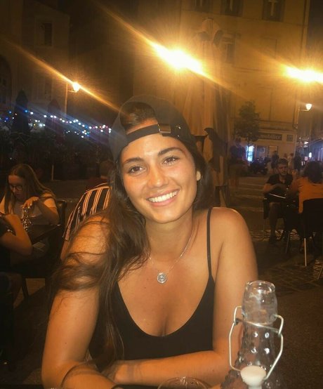 Ophelie Bau