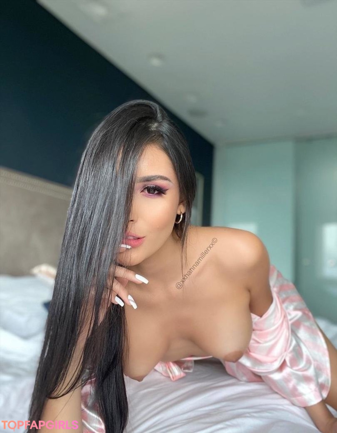 Foto desnuda filtrada de OnlyFans de Hannamiller #82 Foto desnuda filtrada de OnlyFans de Hannamiller #82