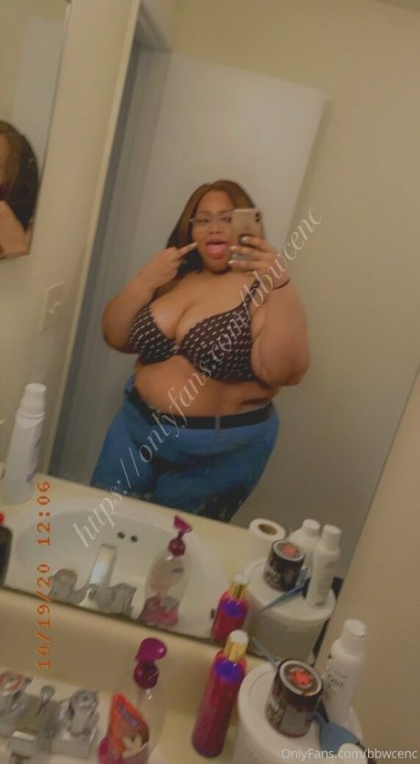 Foto desnuda filtrada de OnlyFans de Bbwcenc