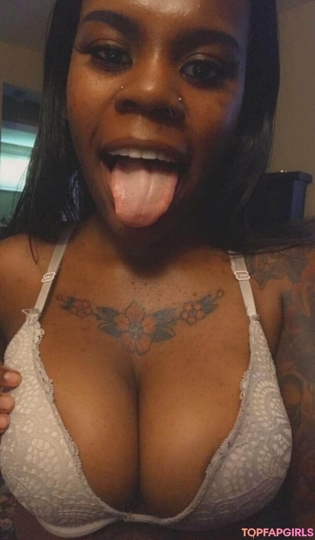 Foto desnuda filtrada de OnlyFans de Crushvelvet #181 Foto desnuda filtrada de OnlyFans de Crushvelvet #181