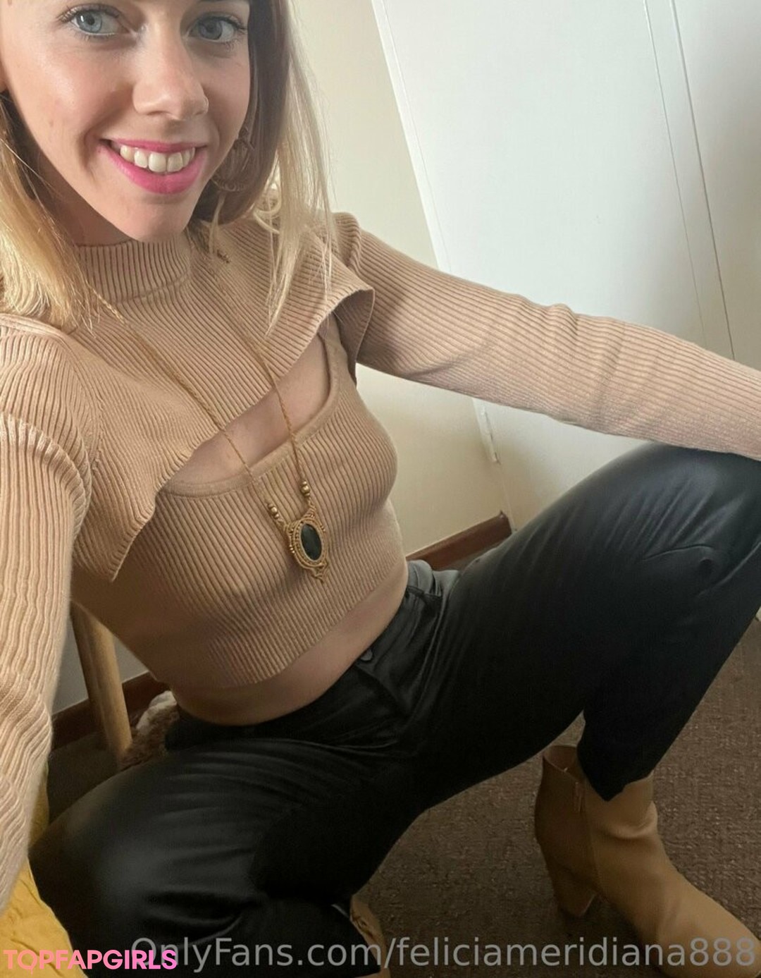 Foto desnuda filtrada de OnlyFans de Feliciameridiana888 #69 Foto desnuda filtrada de OnlyFans de Feliciameridiana888 #69