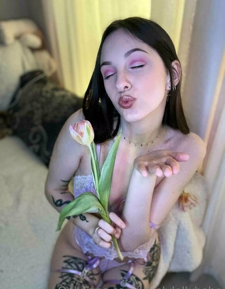 Foto desnuda filtrada de OnlyFans de Novaseren