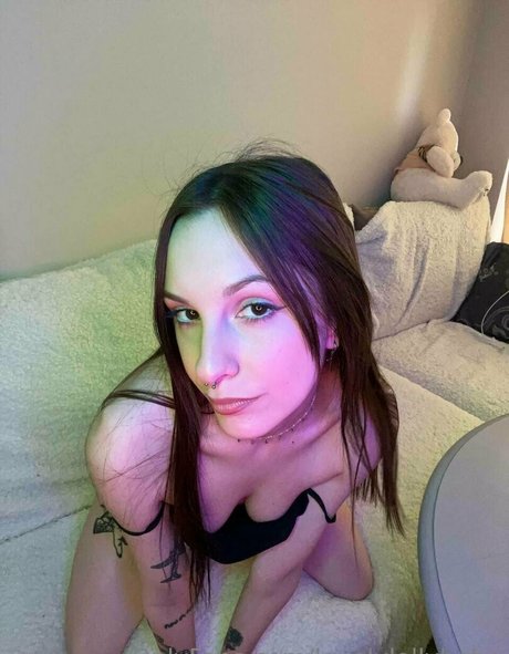 Foto desnuda filtrada de OnlyFans de Novaseren