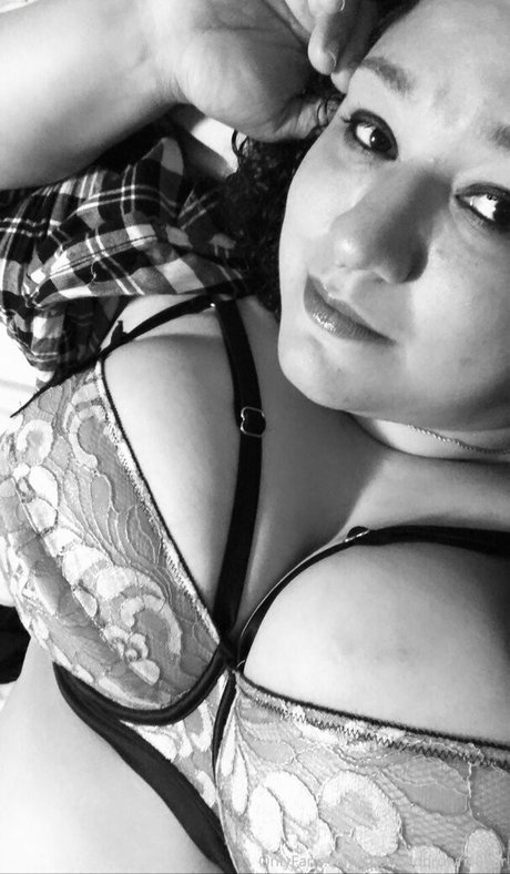 Foto desnuda filtrada de OnlyFans de Sparkledbrownsugar