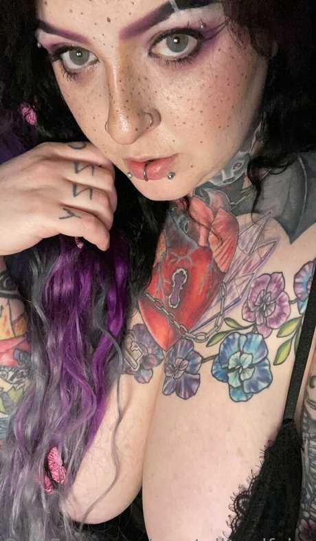 Foto desnuda filtrada de OnlyFans de Crystallizedfairy