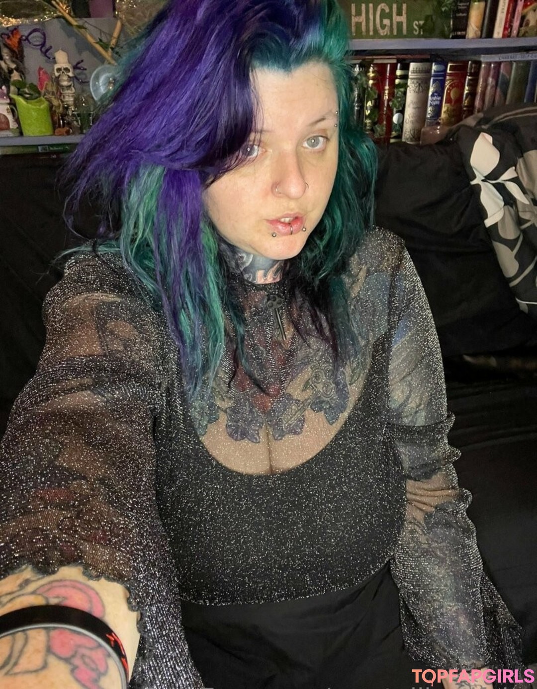 Foto desnuda filtrada de OnlyFans de Crystallizedfairy #68 Foto desnuda filtrada de OnlyFans de Crystallizedfairy #68
