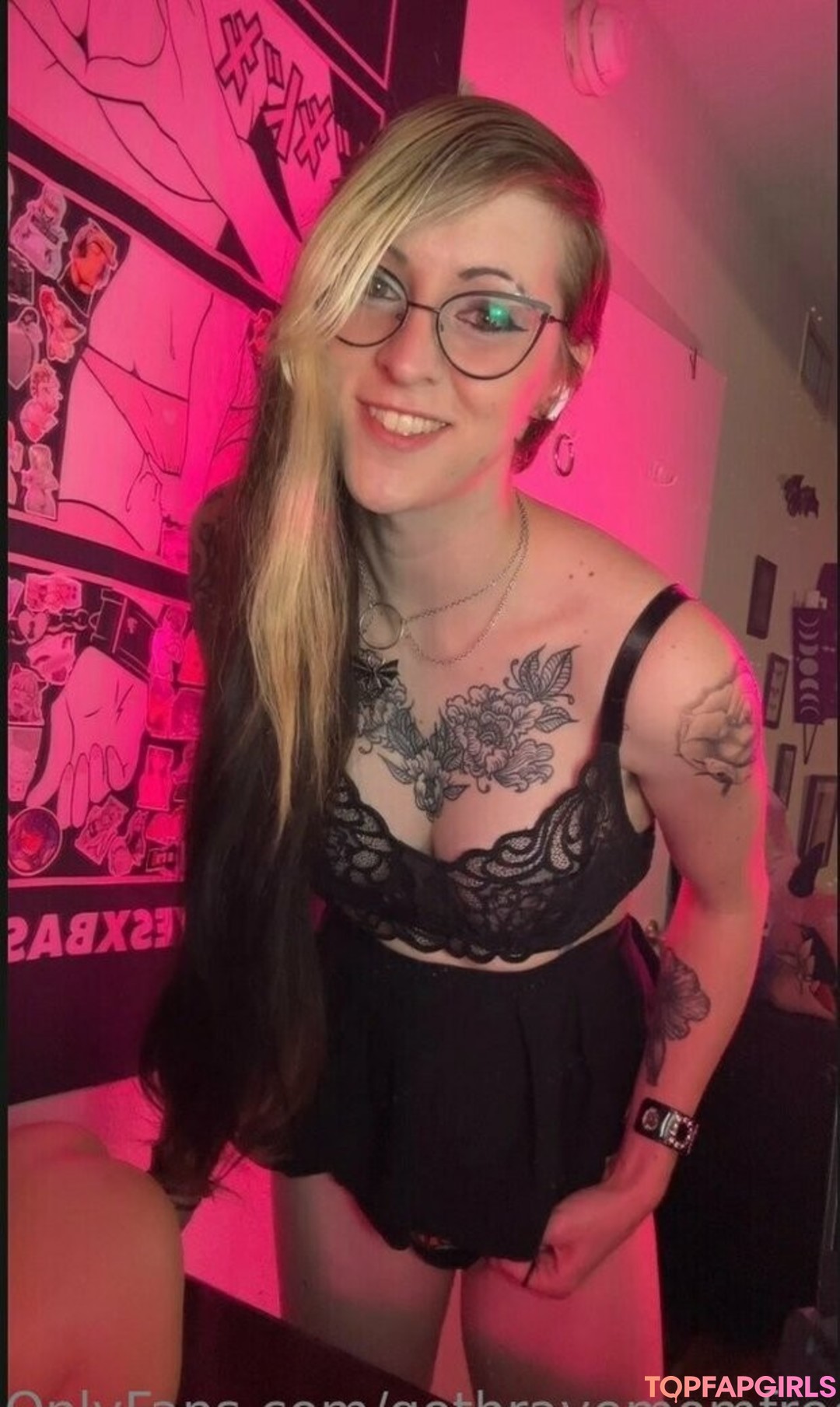 Foto desnuda filtrada de OnlyFans de Gothravemomfree #18 Foto desnuda filtrada de OnlyFans de Gothravemomfree #18