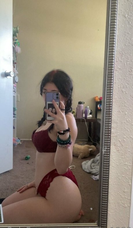 Foto desnuda filtrada de OnlyFans de Sexybaby1888