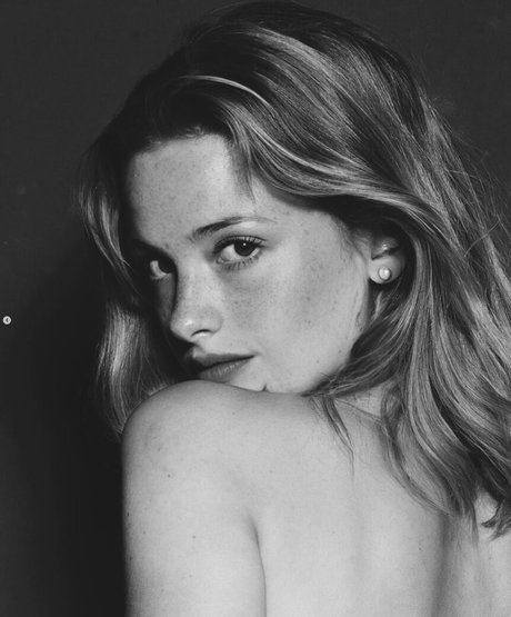 Foto desnuda filtrada de OnlyFans de Camille Yolaine