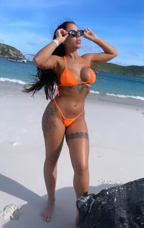 Thauany Faccini