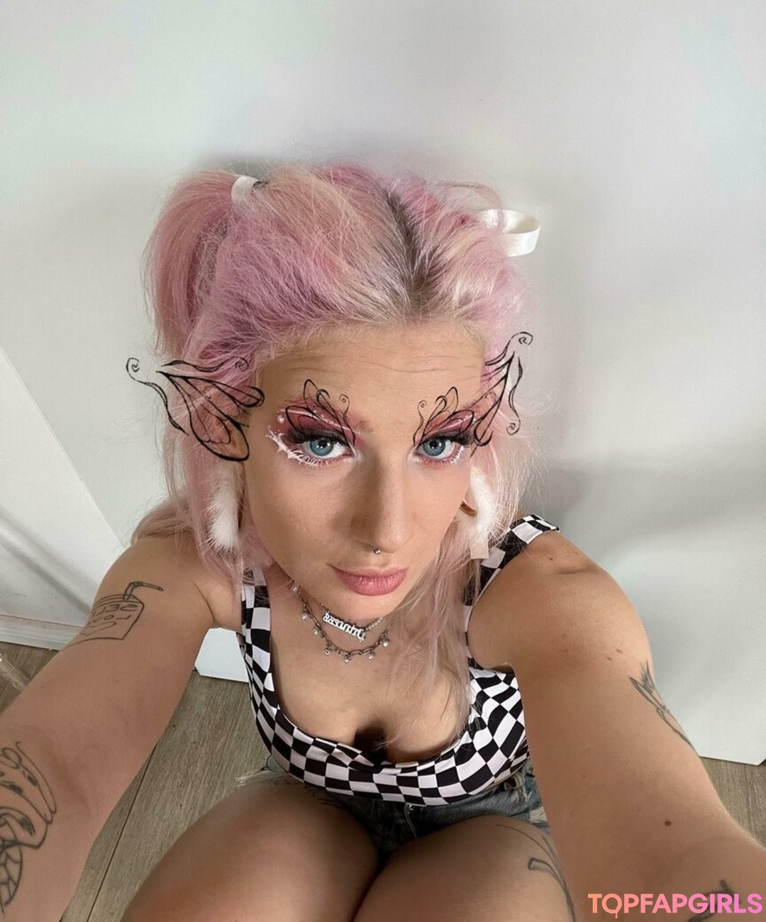 Foto desnuda filtrada de OnlyFans de Pinkarosalina #16 Foto desnuda filtrada de OnlyFans de Pinkarosalina #16