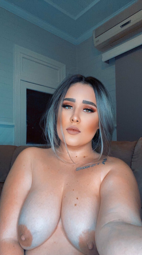 Mollygrey_previews