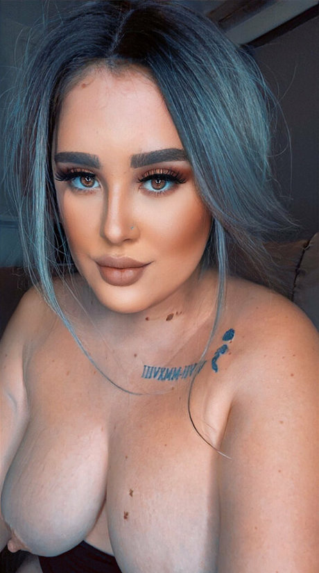Mollygrey_previews