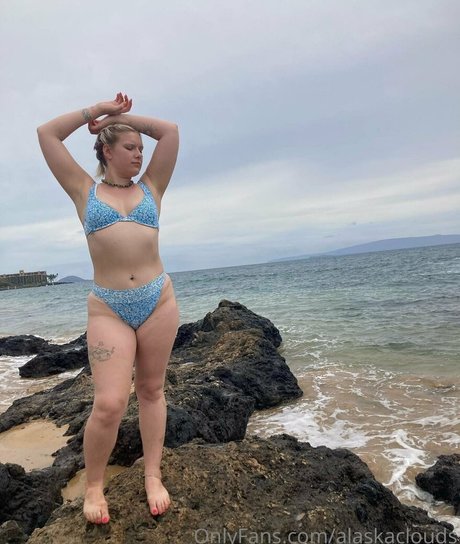 Foto desnuda filtrada de OnlyFans de Alaskaclouds
