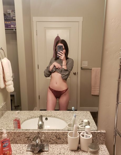 Foto desnuda filtrada de OnlyFans de Cheyisabear
