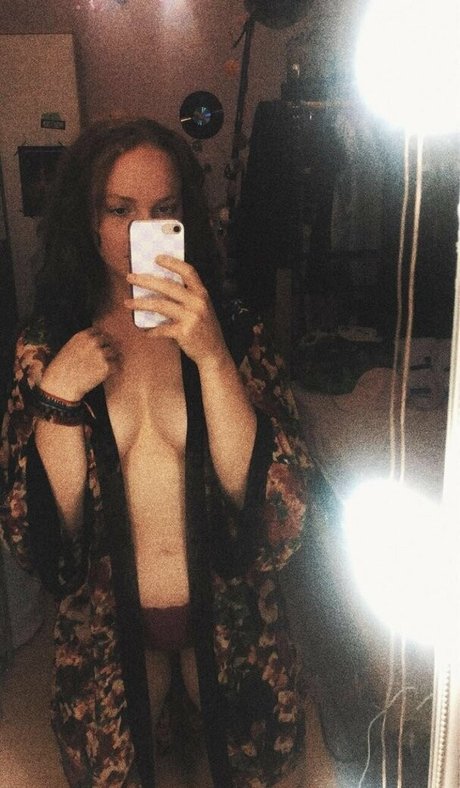 Foto desnuda filtrada de OnlyFans de Robinginger