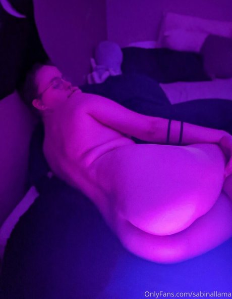 Foto desnuda filtrada de OnlyFans de Sabinallama