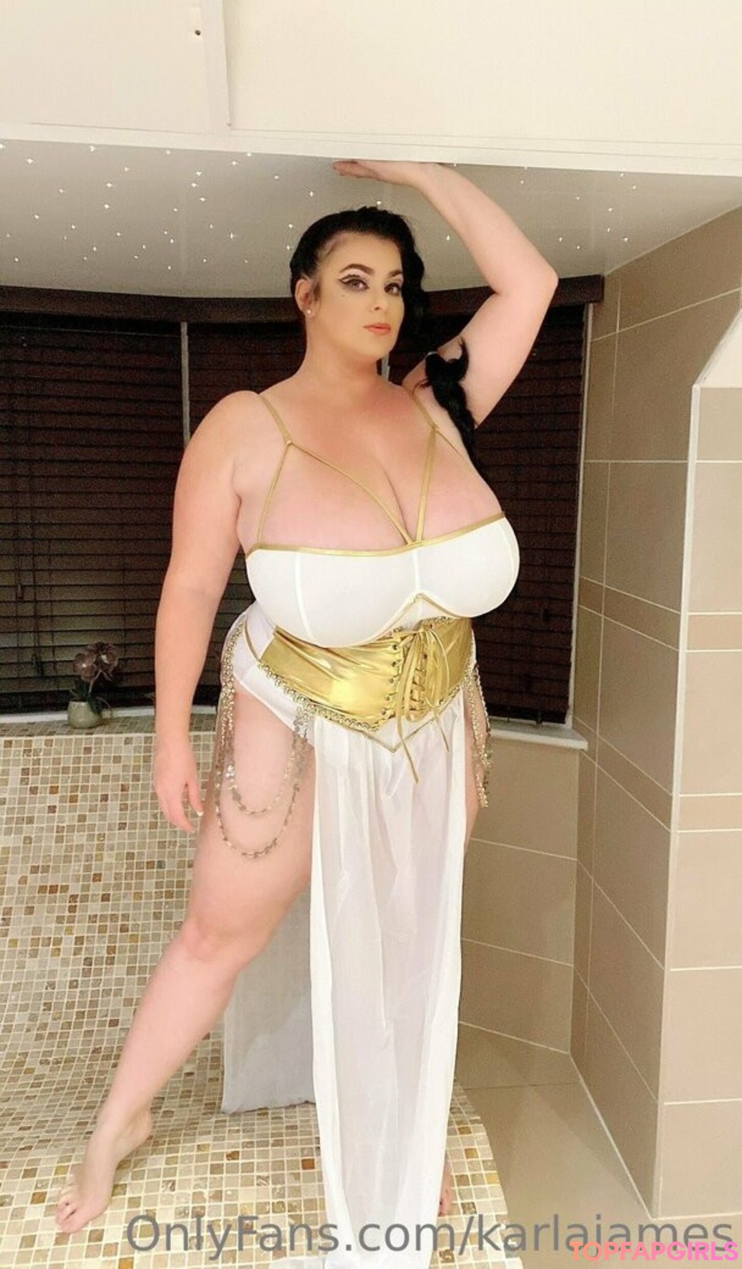 Foto desnuda filtrada de OnlyFans de Karlajames #191 Foto desnuda filtrada de OnlyFans de Karlajames #191