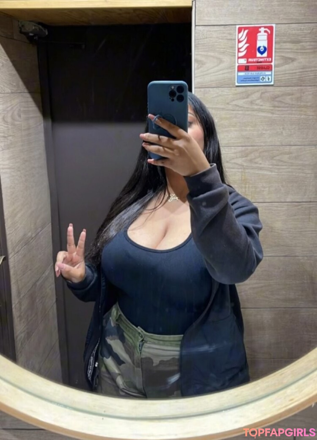 Foto desnuda filtrada de OnlyFans de Zina Hadid #258 Foto desnuda filtrada de OnlyFans de Zina Hadid #258