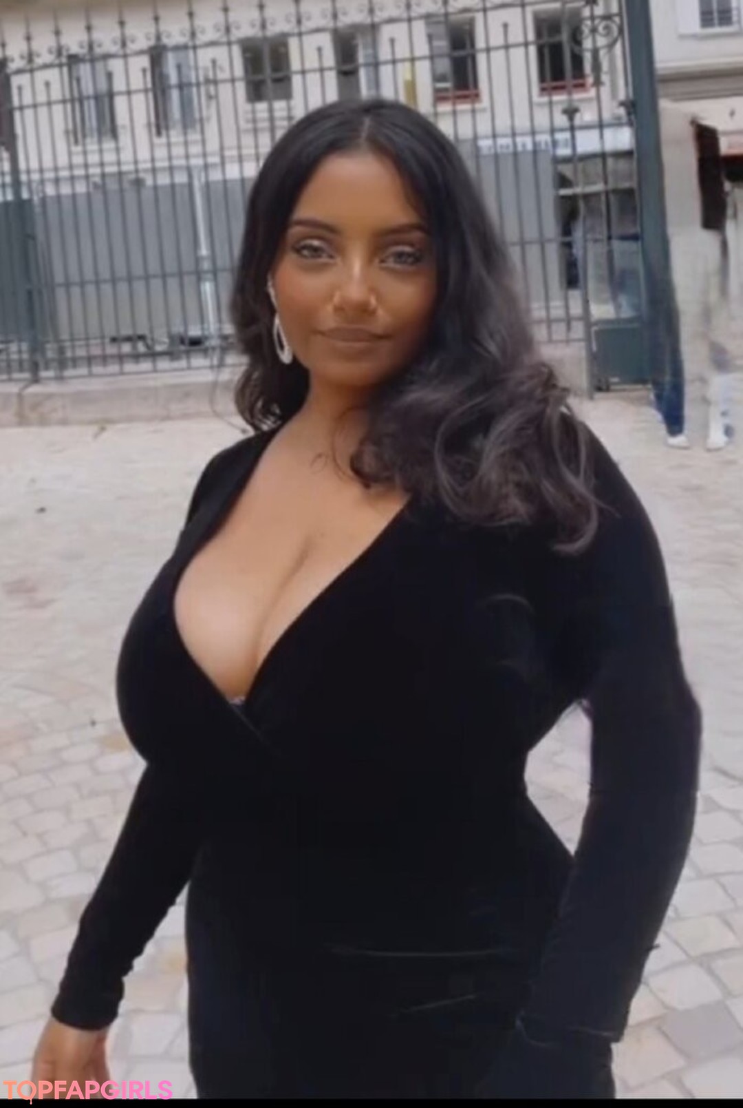 Foto desnuda filtrada de OnlyFans de Zina Hadid #370 Foto desnuda filtrada de OnlyFans de Zina Hadid #370