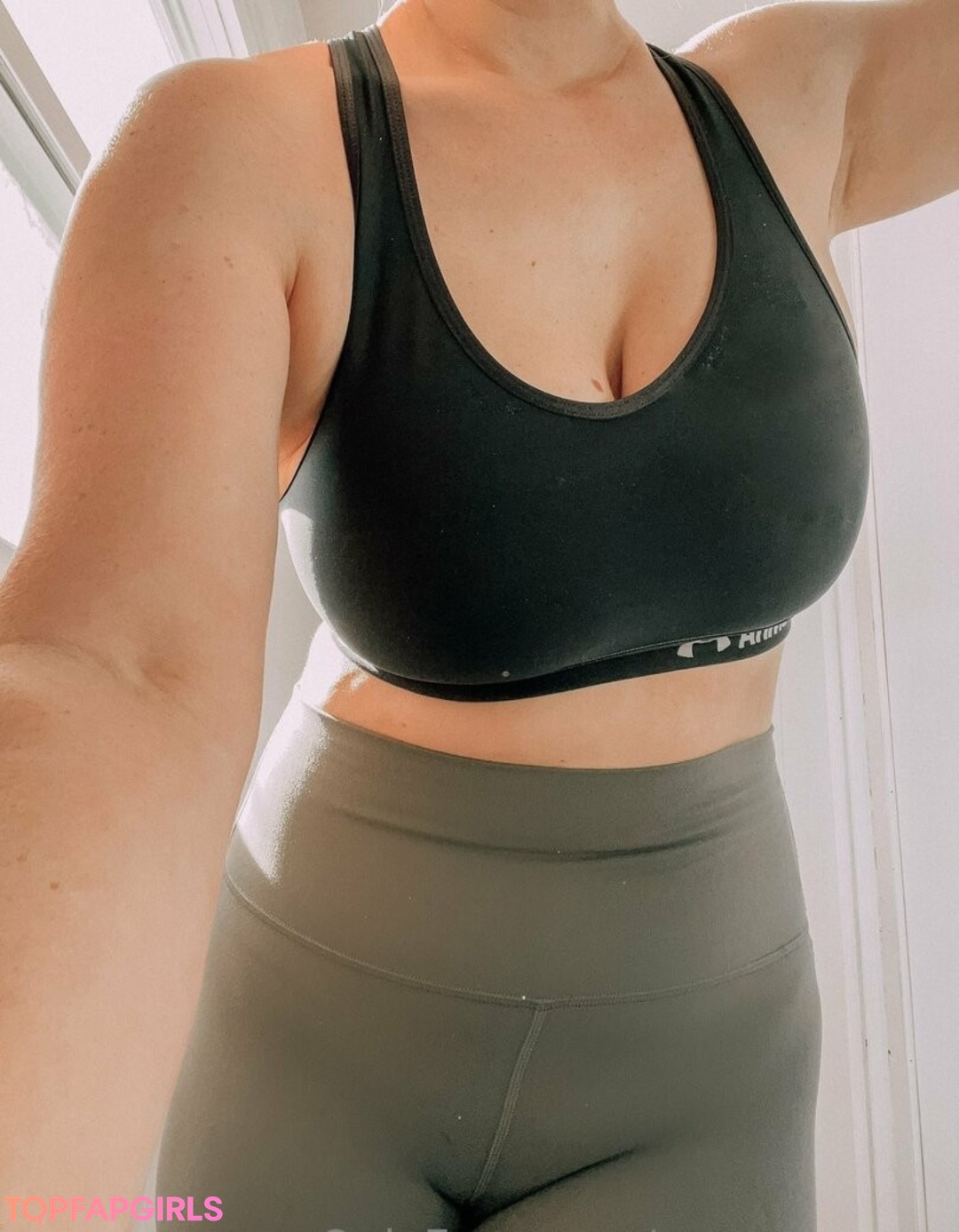 Foto desnuda filtrada de OnlyFans de Secretamyxx #31 Foto desnuda filtrada de OnlyFans de Secretamyxx #31