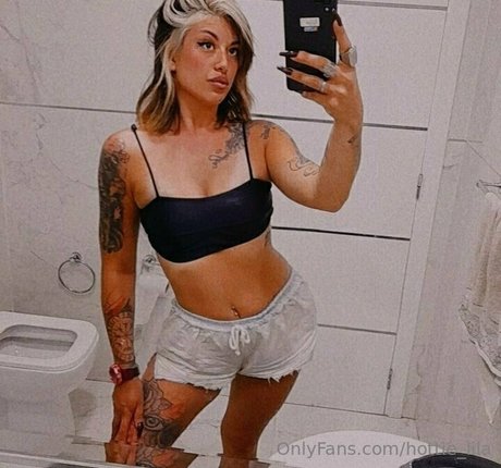 Hottielila