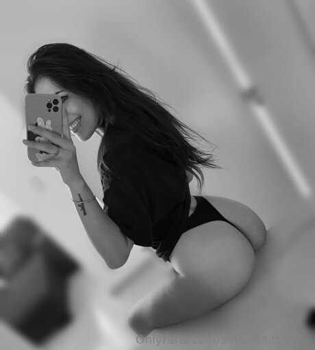 Foto desnuda filtrada de OnlyFans de Alisonanittaonly