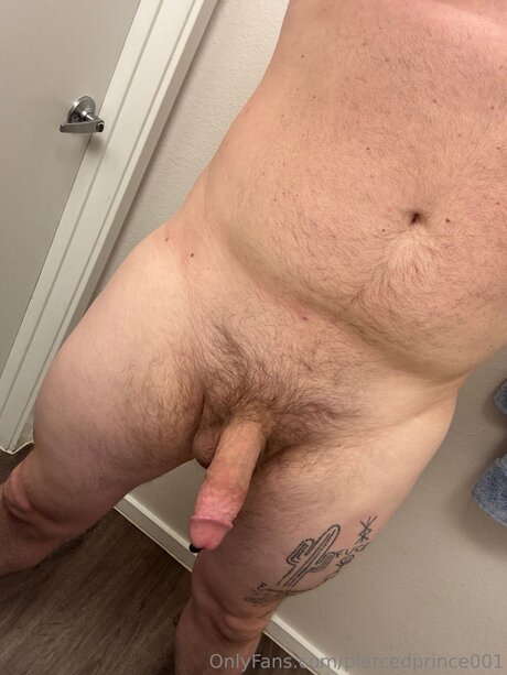 Foto desnuda filtrada de OnlyFans de Piercedprince001