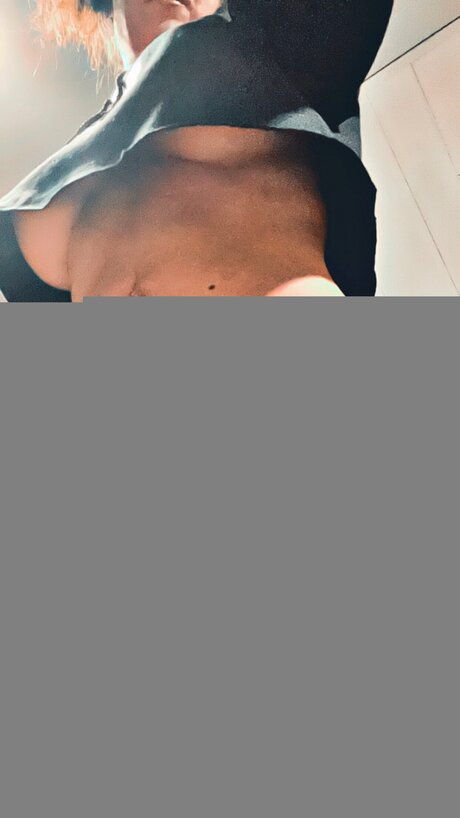 Foto desnuda filtrada de OnlyFans de Shaunaleaaa