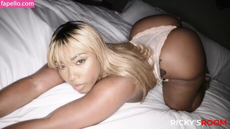 Chanel Tapper