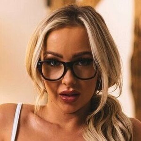 Foto desnuda filtrada de OnlyFans de Bethany Morgan